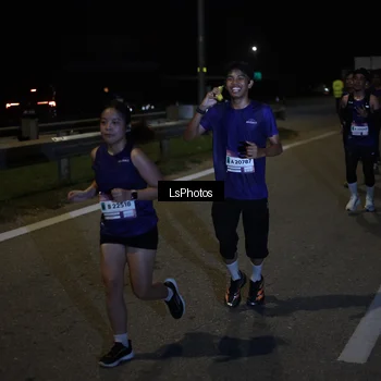 Runner Photo 7340749