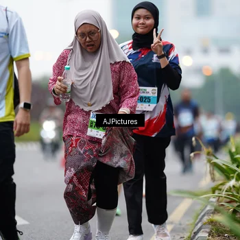 Runner Photo 7340753