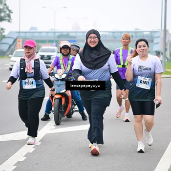 Runner Photo 7340756