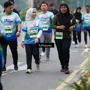 Runner Photo 7340760
