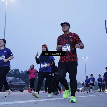 Runner Photo 7340763