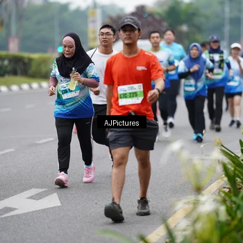 Runner Photo 7340766