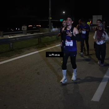 Runner Photo 7340777