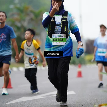 Runner Photo 7340781