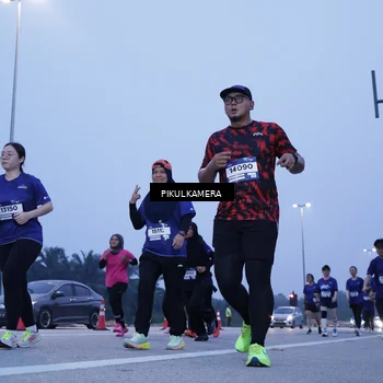 Runner Photo 7340782
