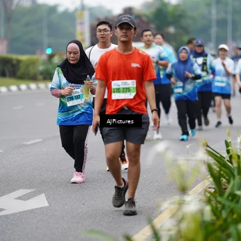 Runner Photo 7340786