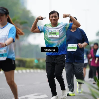 Runner Photo 7340802