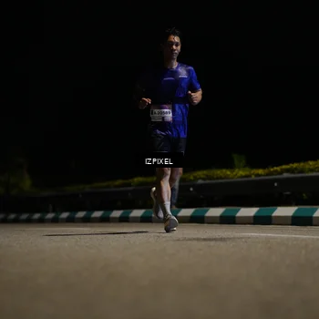 Runner Photo 7340804