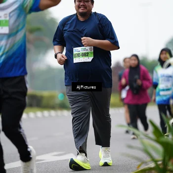 Runner Photo 7340810