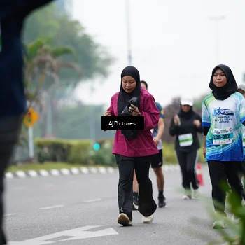 Runner Photo 7340812