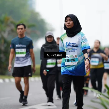 Runner Photo 7340824