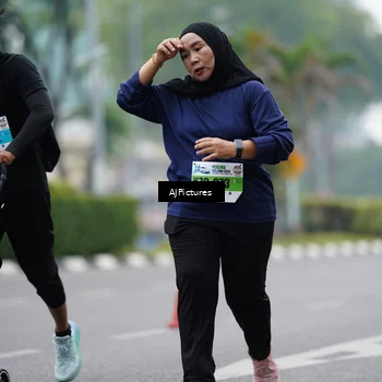 Runner Photo 7340852