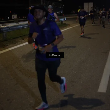 Runner Photo 7340884