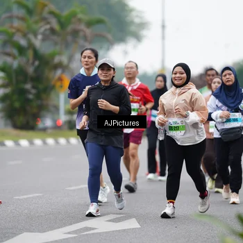 Runner Photo 7340893