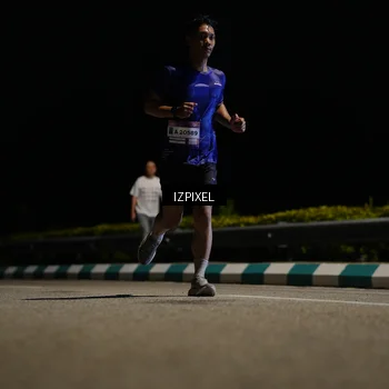 Runner Photo 7340894