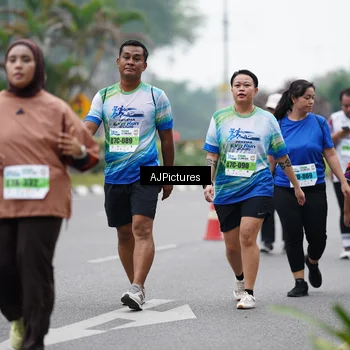 Runner Photo 7340904