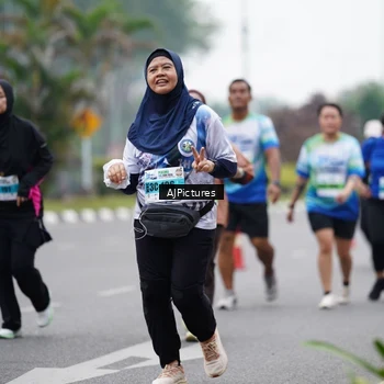 Runner Photo 7340911