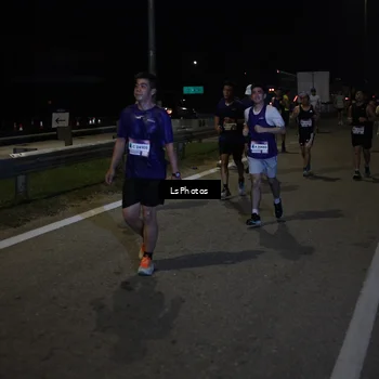 Runner Photo 7340912