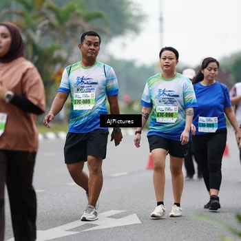 Runner Photo 7340913