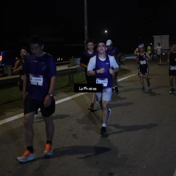 Runner Photo 7340915