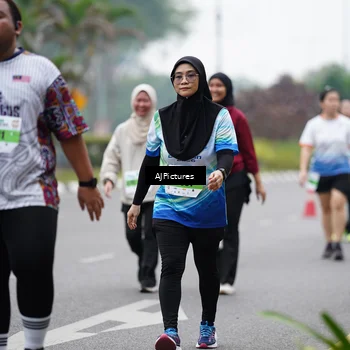Runner Photo 7340916