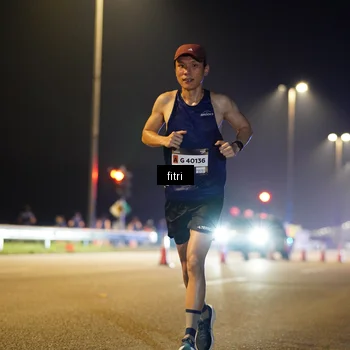 Runner Photo 7340929