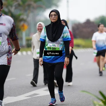 Runner Photo 7340937