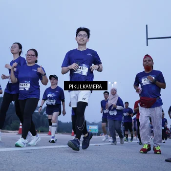 Runner Photo 7340963
