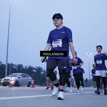 Runner Photo 7340964