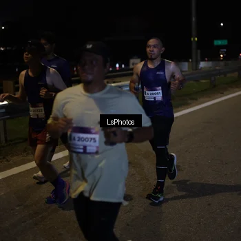 Runner Photo 7340973
