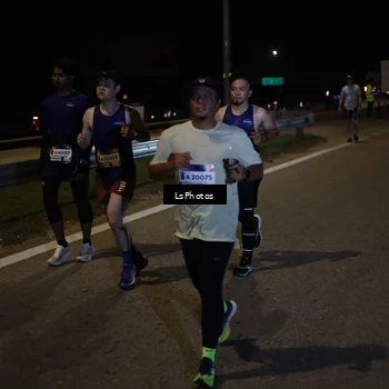 Runner Photo 7340980