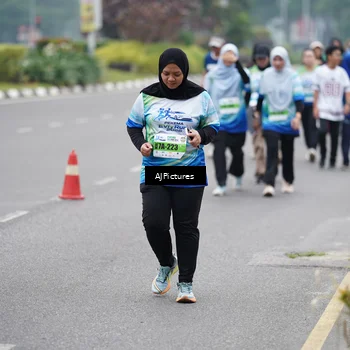 Runner Photo 7340988