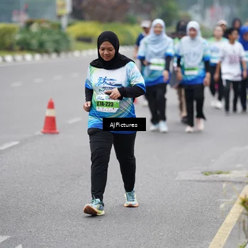 Runner Photo 7340990