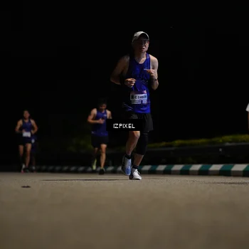 Runner Photo 7340998