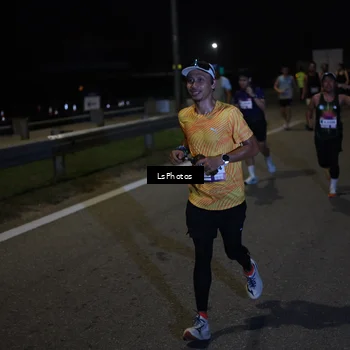 Runner Photo 7340999