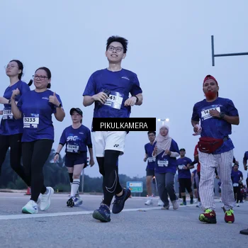 Runner Photo 7341007
