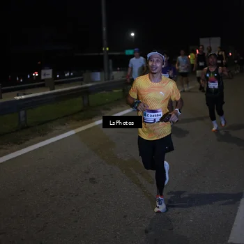 Runner Photo 7341012
