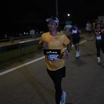 Runner Photo 7341015