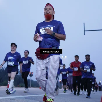 Runner Photo 7341021