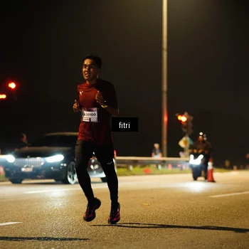 Runner Photo 7341036