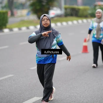 Runner Photo 7341037