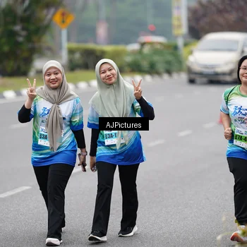 Runner Photo 7341041