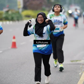 Runner Photo 7341052