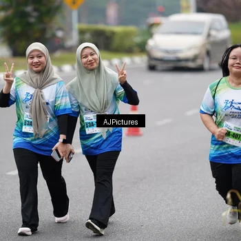 Runner Photo 7341053