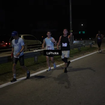 Runner Photo 7341055