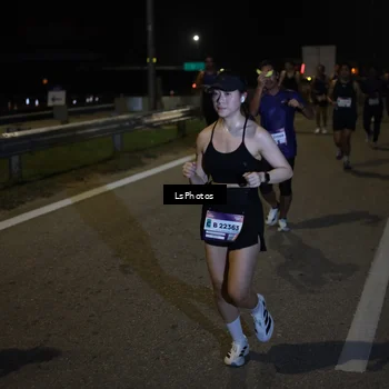 Runner Photo 7341073