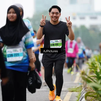 Runner Photo 7341096