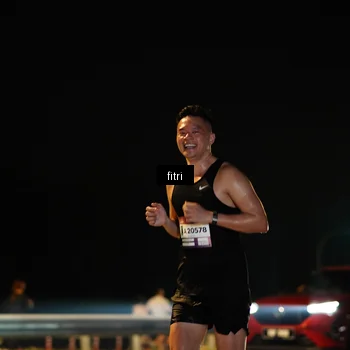 Runner Photo 7341098
