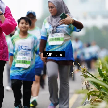 Runner Photo 7341111