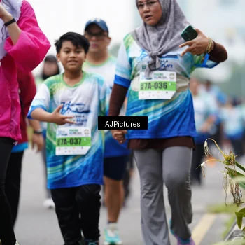 Runner Photo 7341113